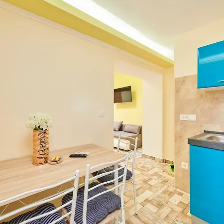 Apartman Studio Alighieri 2 Apartman